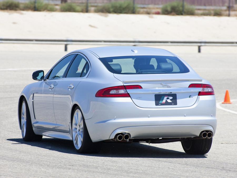  Jaguar XFR 2009 года  (фото 19 из 141)